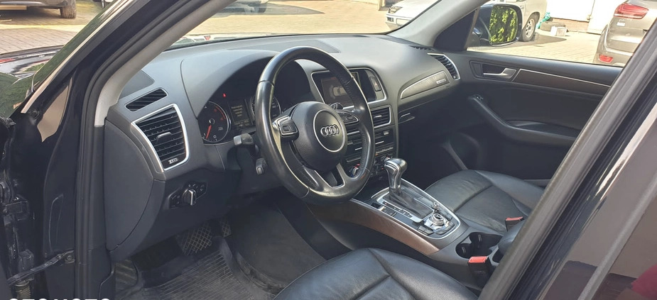 Audi Q5 cena 77000 przebieg: 119000, rok produkcji 2015 z Świdnik małe 56